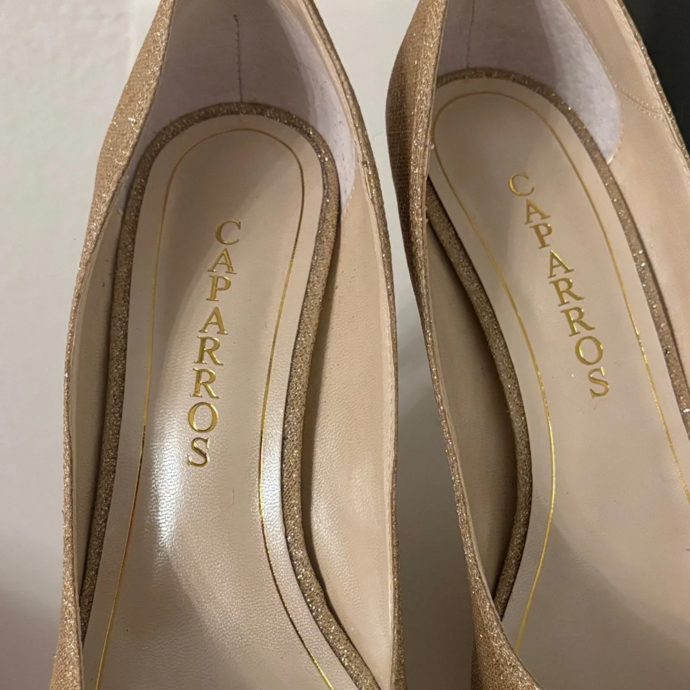 ✨ DREAMY Gold Glitter Bow Heels | Size 9